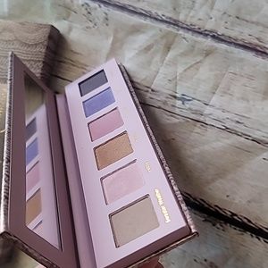 6 eyeshadow pallet Dominique Cosmetics